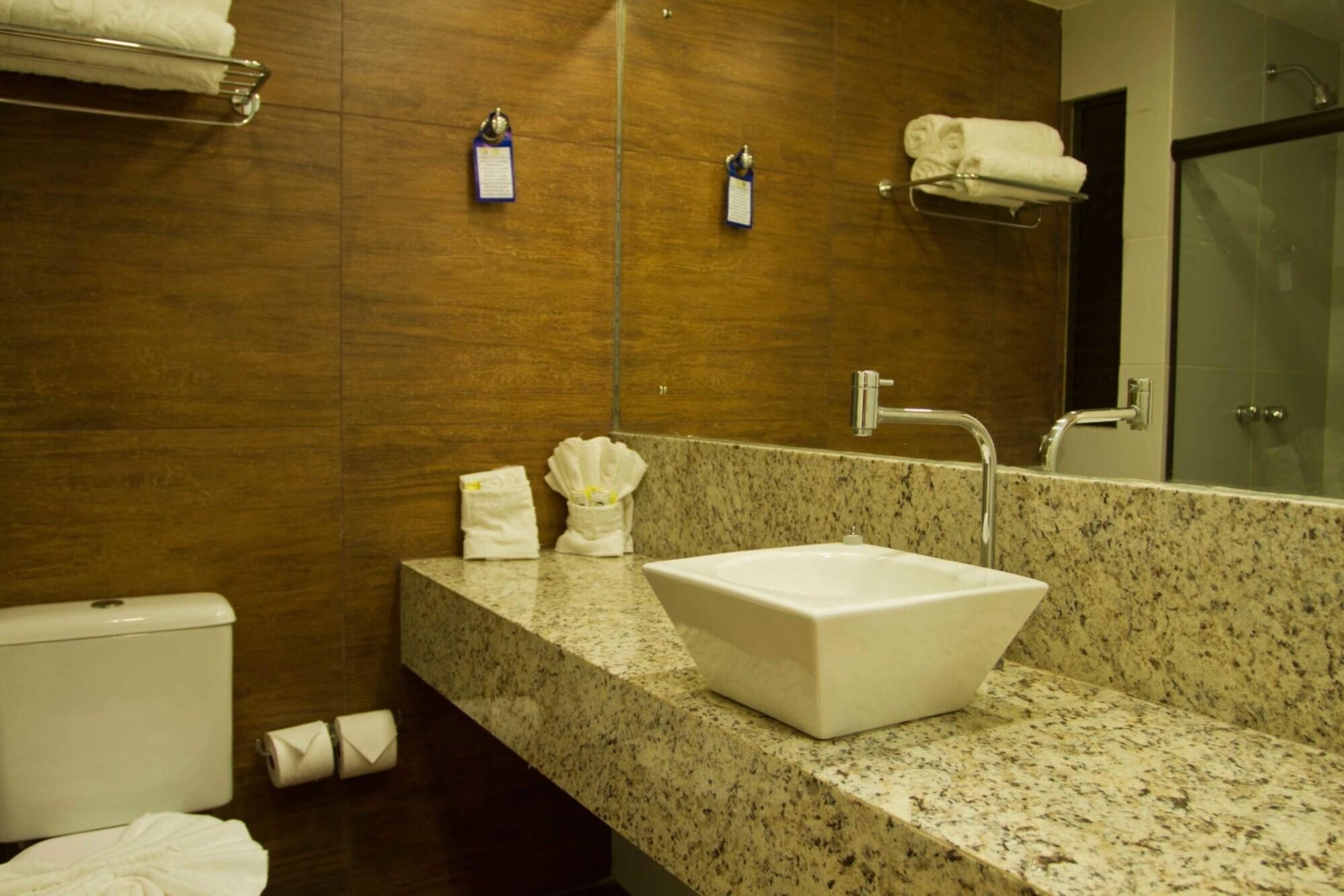 Hotel Canarius De Gravata Екстер'єр фото